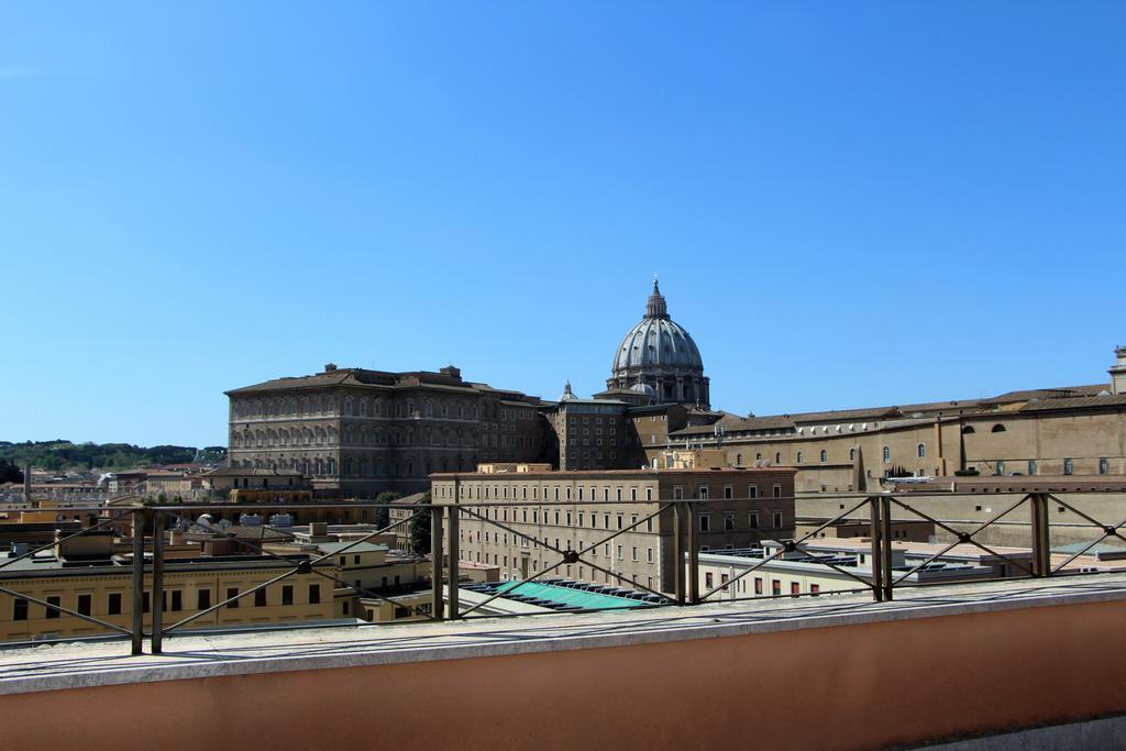 La Rosa Del Vaticano Luxury Apartment Рим Экстерьер фото