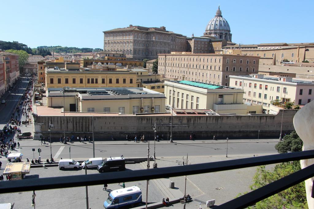 La Rosa Del Vaticano Luxury Apartment Рим Экстерьер фото