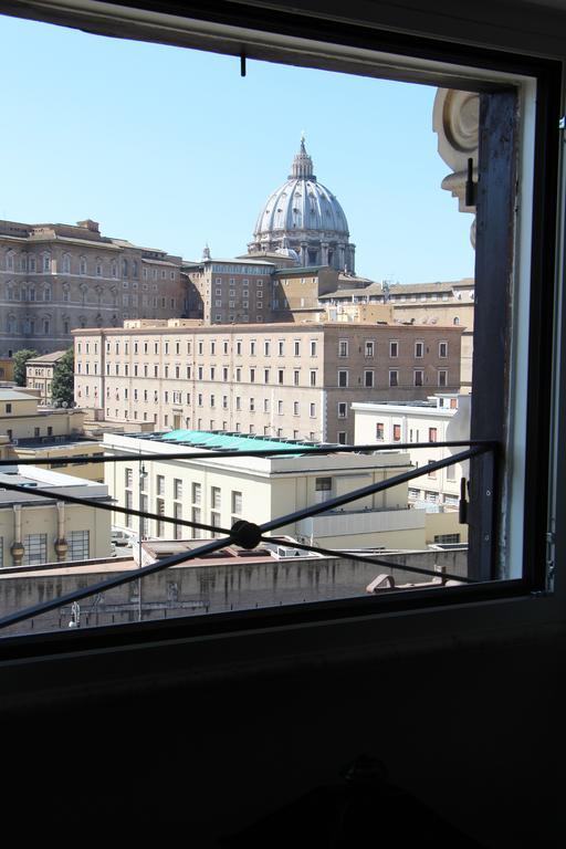 La Rosa Del Vaticano Luxury Apartment Рим Экстерьер фото