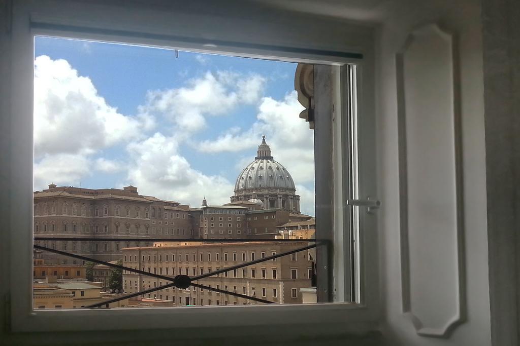 La Rosa Del Vaticano Luxury Apartment Рим Экстерьер фото